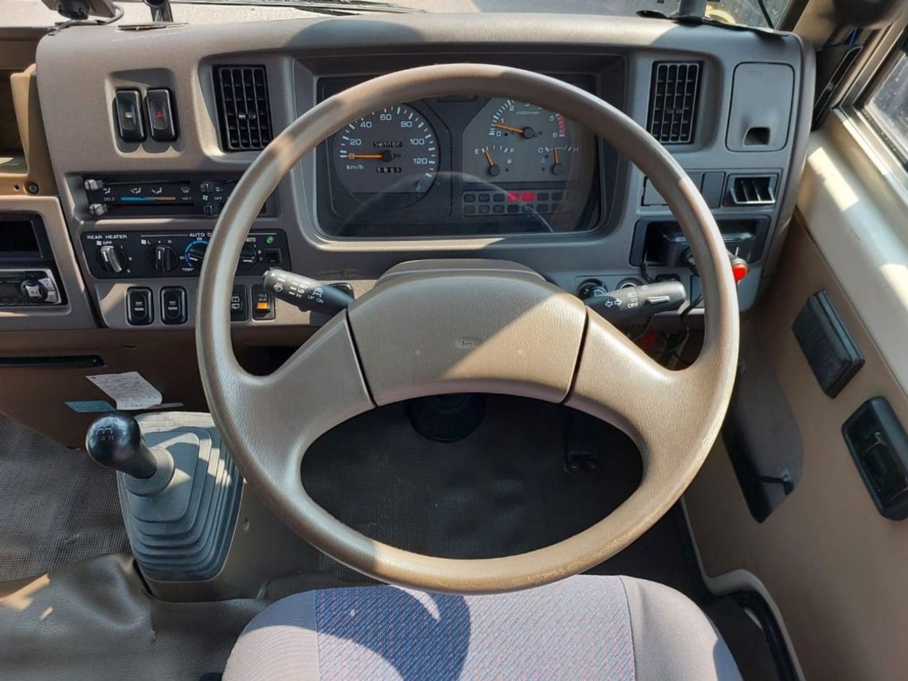 نيسان سيفيليان NISSAN CIVILIAN BUS RHD 1996 MODEL 4.1 L DIESEL MANUAL(PM00562)