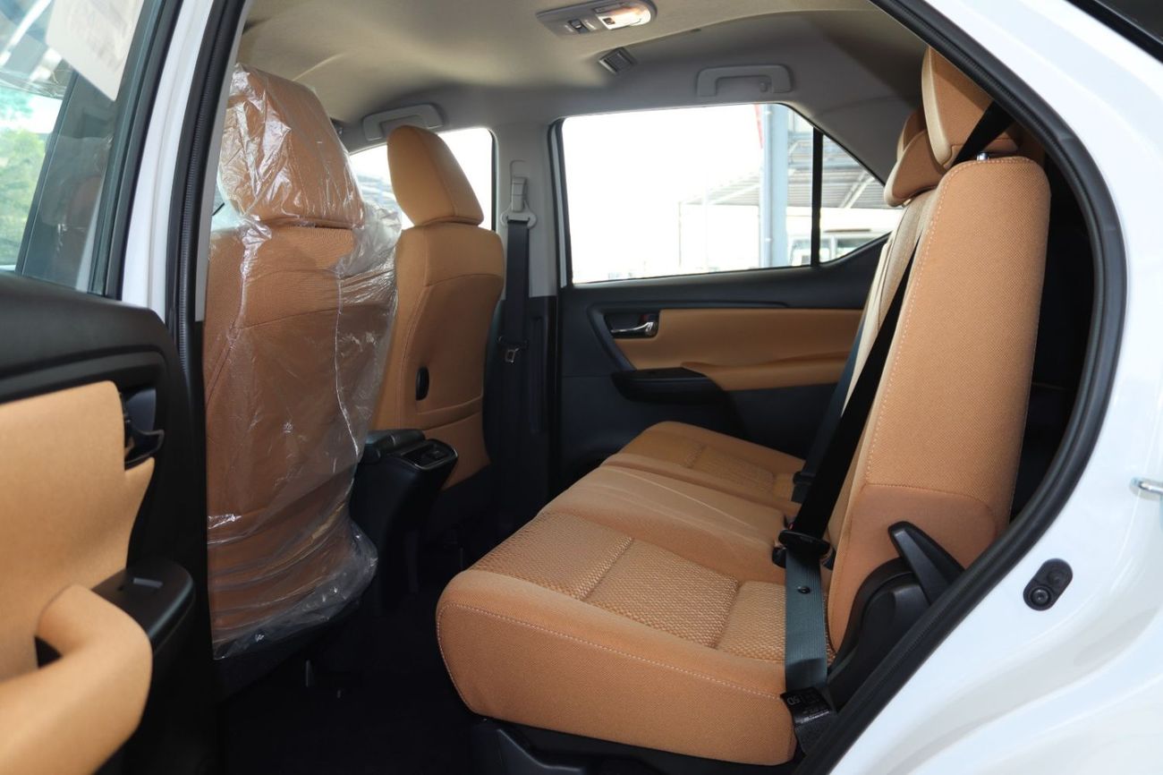 Toyota Fortuner 2026 FORTUNER 2.4 DIESEL 4X4 **EXPORT ONLY**التصدير فقط خارج الخليج**