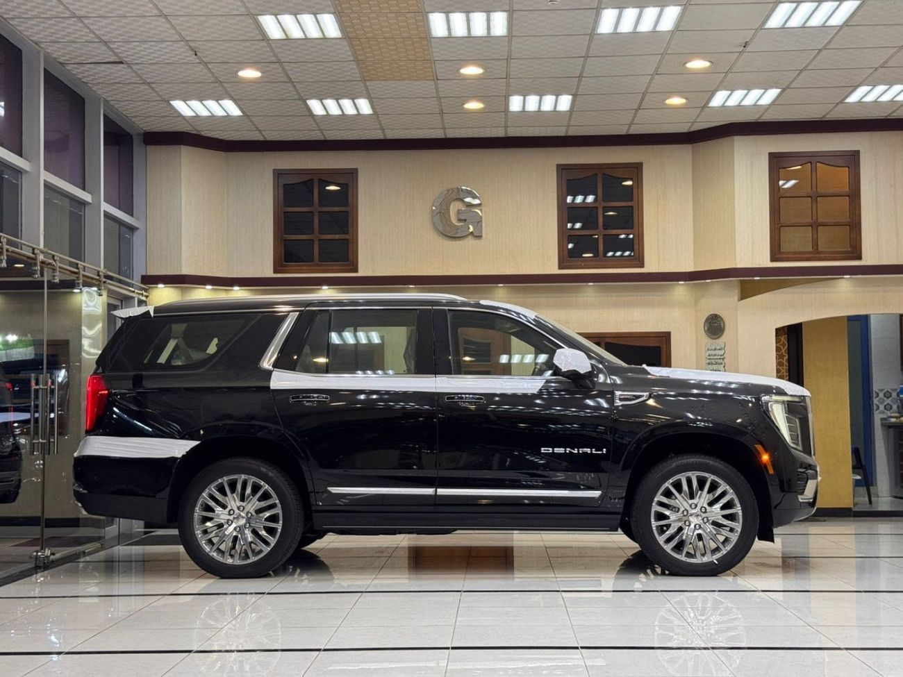 جي أم سي يوكون DENALI 6.2 V8 (AWD)