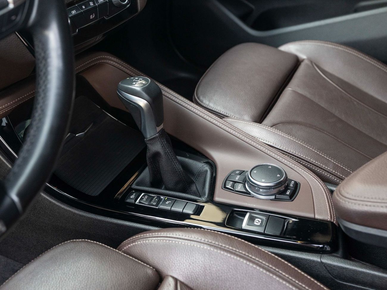 بي أم دبليو X1 sDrive 20i M Sport 2.0L