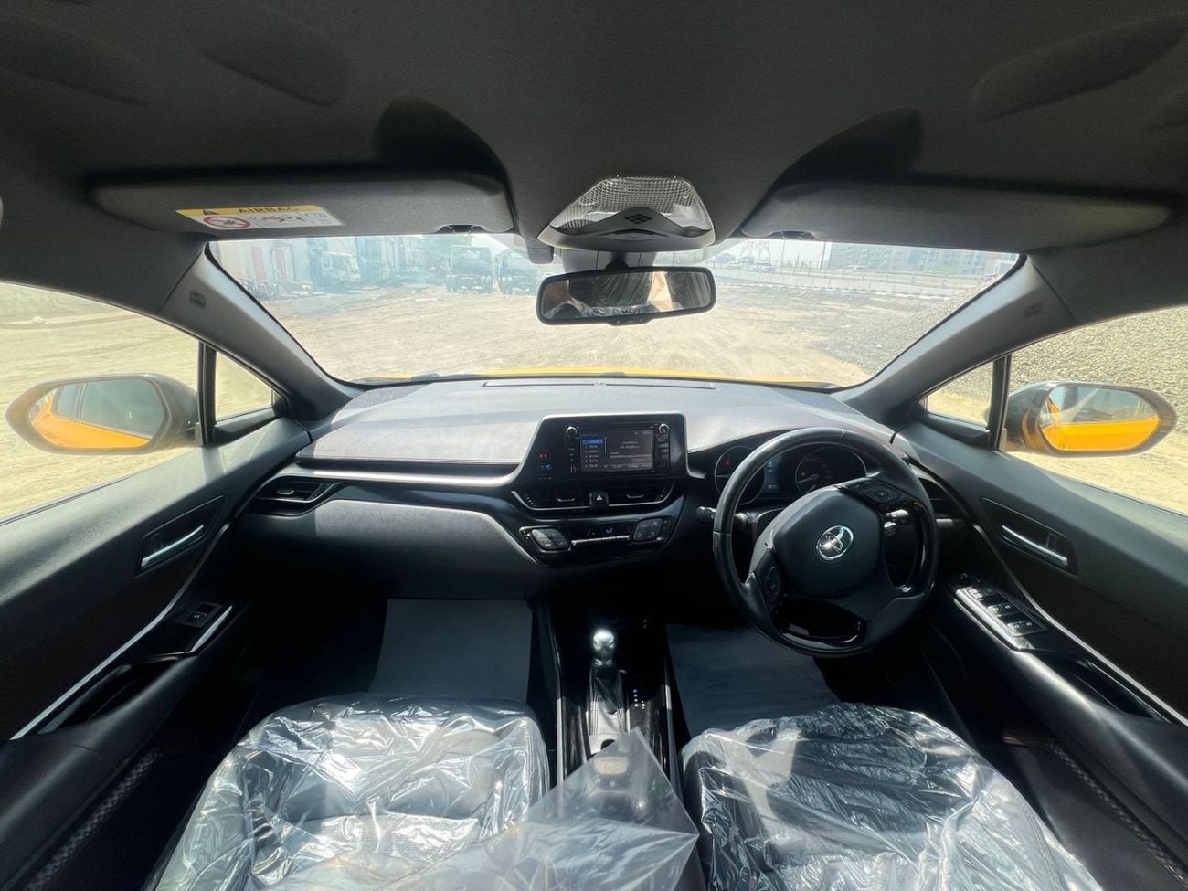 تويوتا CHR Toyota CHR ,1200 CC ,Right Hand Drive ,2017 Model  ,Yellow Color
