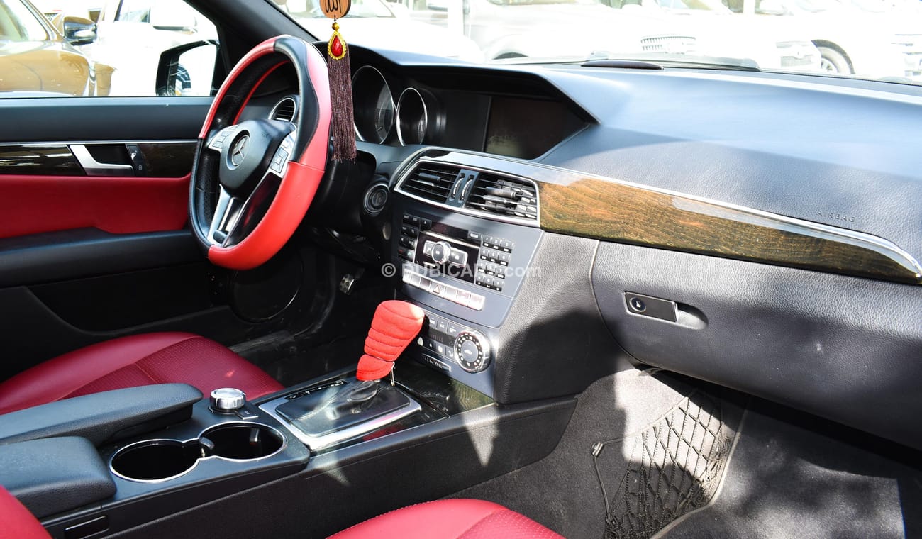 Mercedes-Benz C 300 2012 model Kit 63 imported from Japan, leather panorama, cruise control, steering wheel, sensors, wh