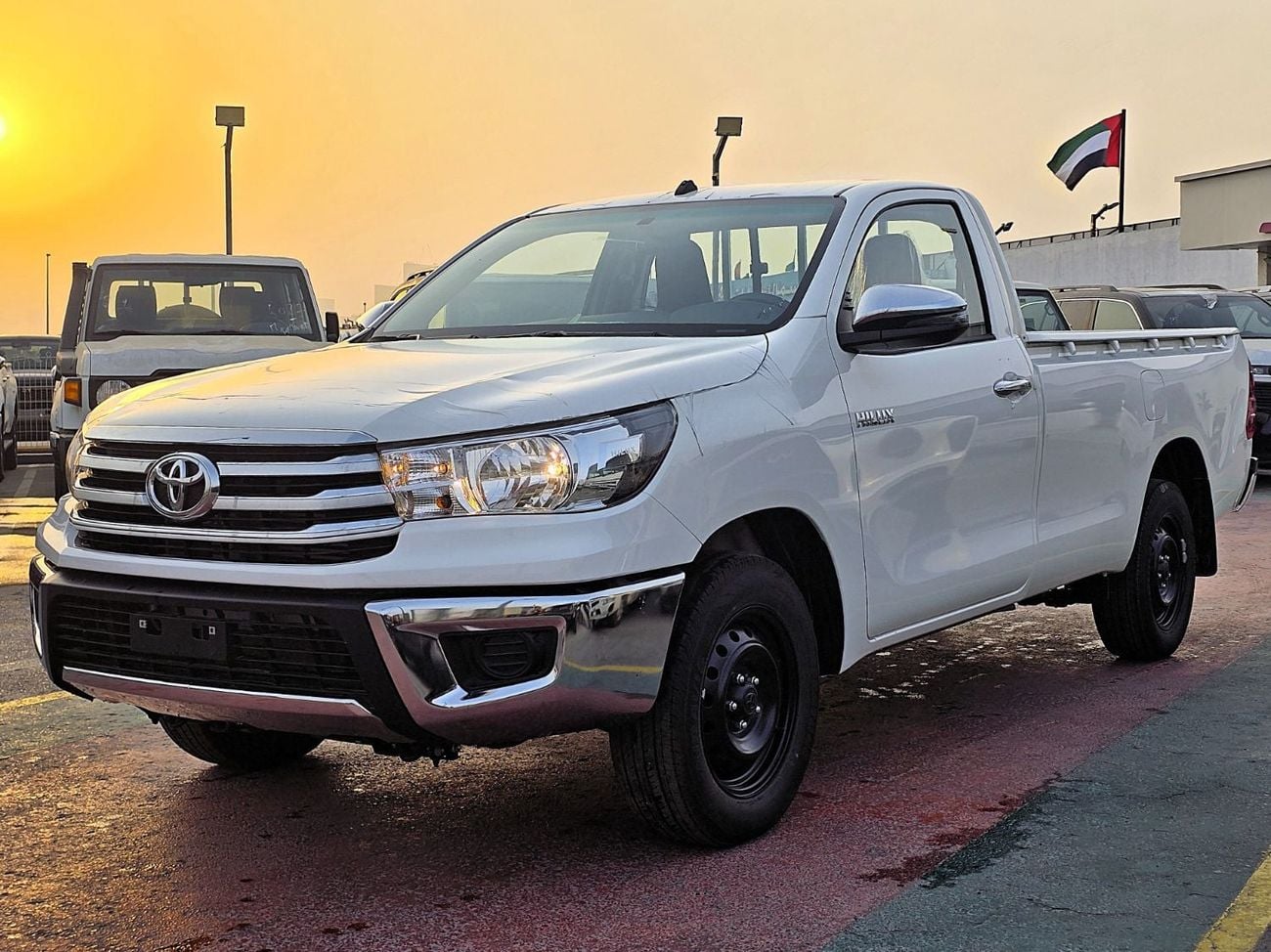 تويوتا هيلوكس  Toyota Hilux Single Cabin 2.4L diesel turbo M/T 2*4 White Color 2026 Model