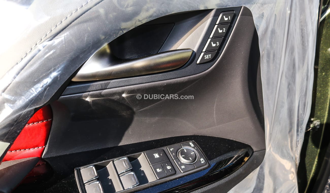 Lexus LX 570 Black Edition S