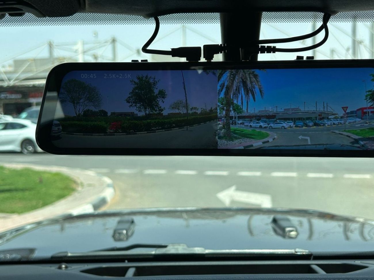 جيب رانجلر Sahara 3.6L A/T (5 Seater) WITH FULL KIT 2019 GCC LOW MILEAGE WITH AGENCY SERVICE HISTORY IN MINT CO