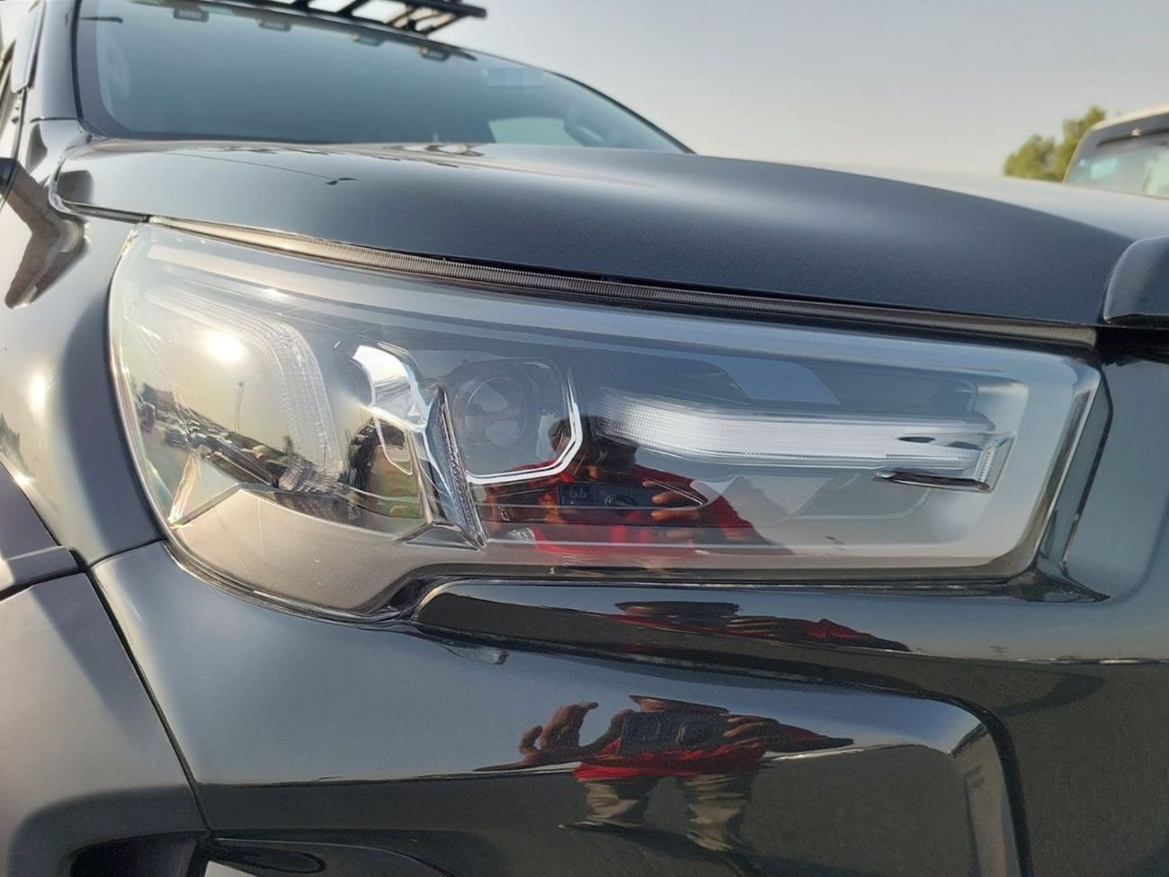 Toyota Hilux TOYOTA HILUX PICKUP RHD 2024 MODEL 2.8 L DIESEL AUTOMATIC(PM13901)