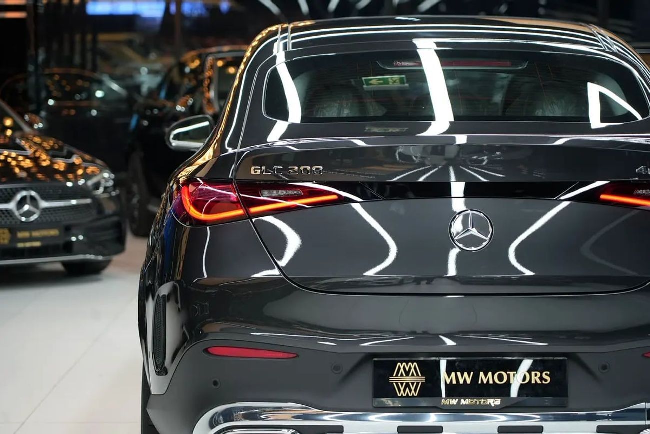 مرسيدس بنز GLC كوبيه 200 Arrival | GLC 200 Coupe | GCC km | Agency Warranty | Premium Plus