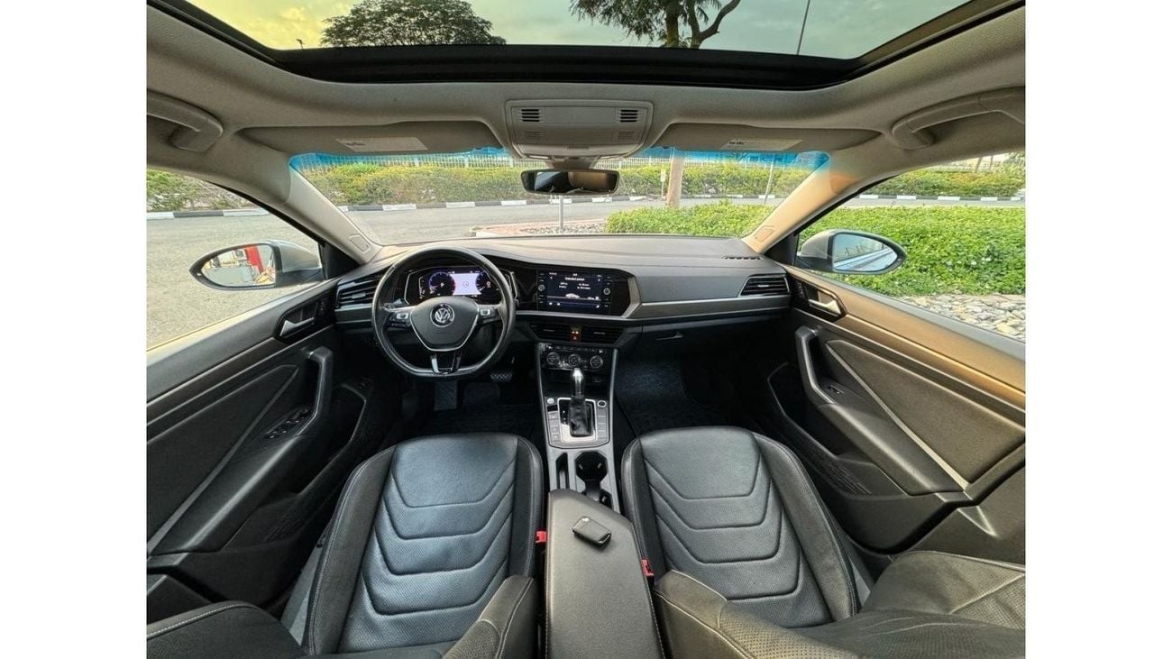 Volkswagen Jetta (RAMADAN OFFER) VOLKSWAGEN JETTA 2019 R LINE 1.4L TURBO FULL OPTIONS