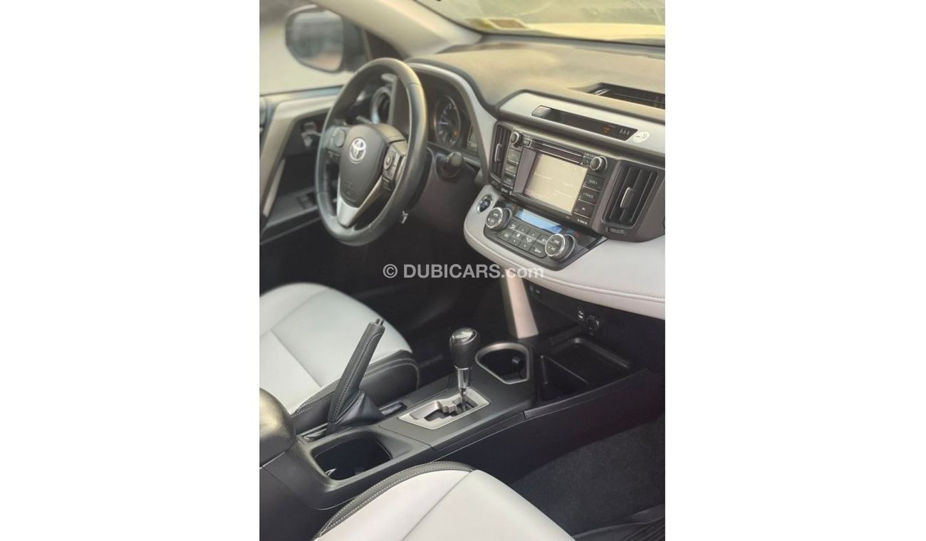 Toyota RAV4 2018 Toyota Rav4 XLE 2.5L V4 - EXPORT ONLY