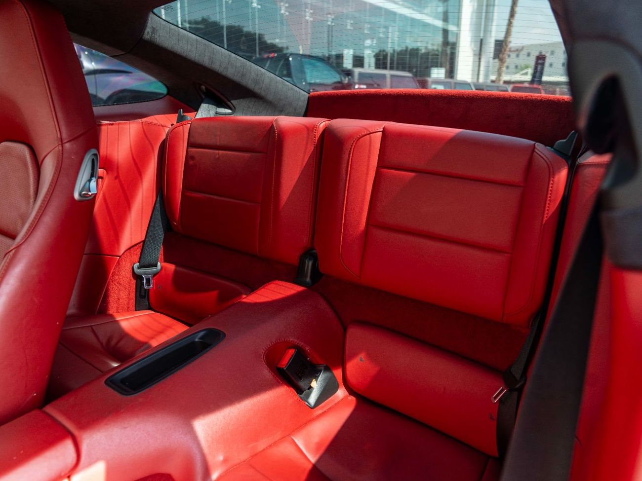 Porsche 911 911 CARRERA 4S • FULL OFFICIAL PORSCHE SERVICE HISTORY • STUNNING COLOUR COMBINATION