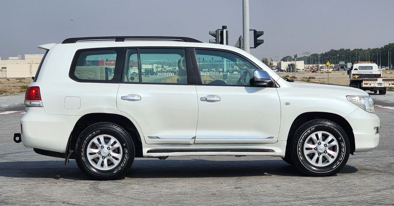 تويوتا لاند كروزر GX.R V6