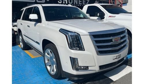 Cadillac Escalade Base 6.2L