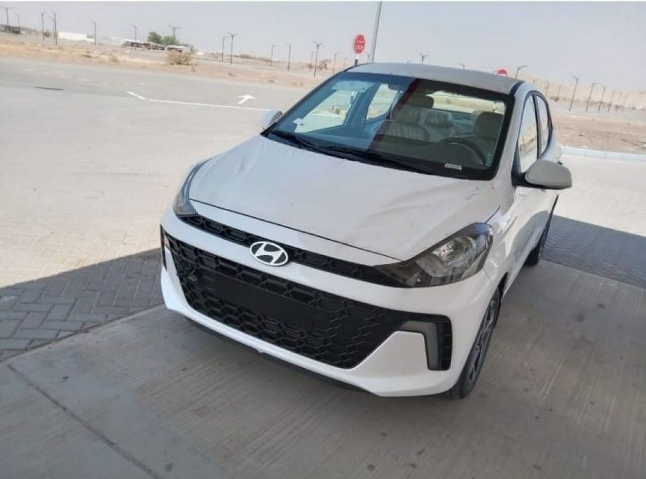 هيونداي جراند i10 1.2L Petrol, Sedan, FWD, 4 Doors, Model 2024