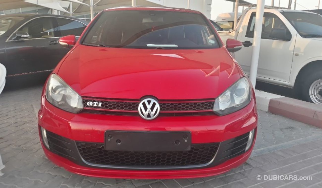 Volkswagen Golf 2011 GTI Gulf specs Full options