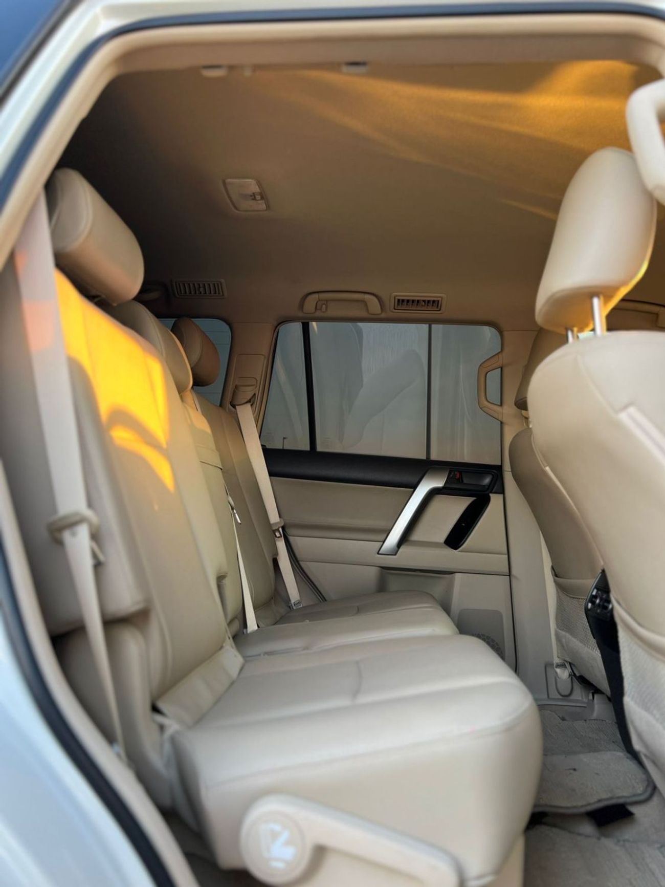 Toyota Prado 2019 Toyota Prado TXL 4.0L V6 Full Options - AWD 4x4  GCC- Electric Seat - Rear CAM & Sensors - Cool