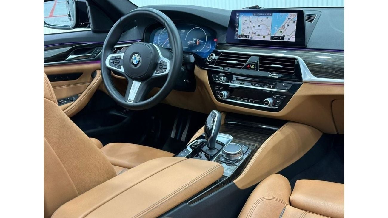 بي أم دبليو 520i M سبورت 2019 BMW 520i M-Sport, Warranty, Full BMW Service History, Full Options, GCC