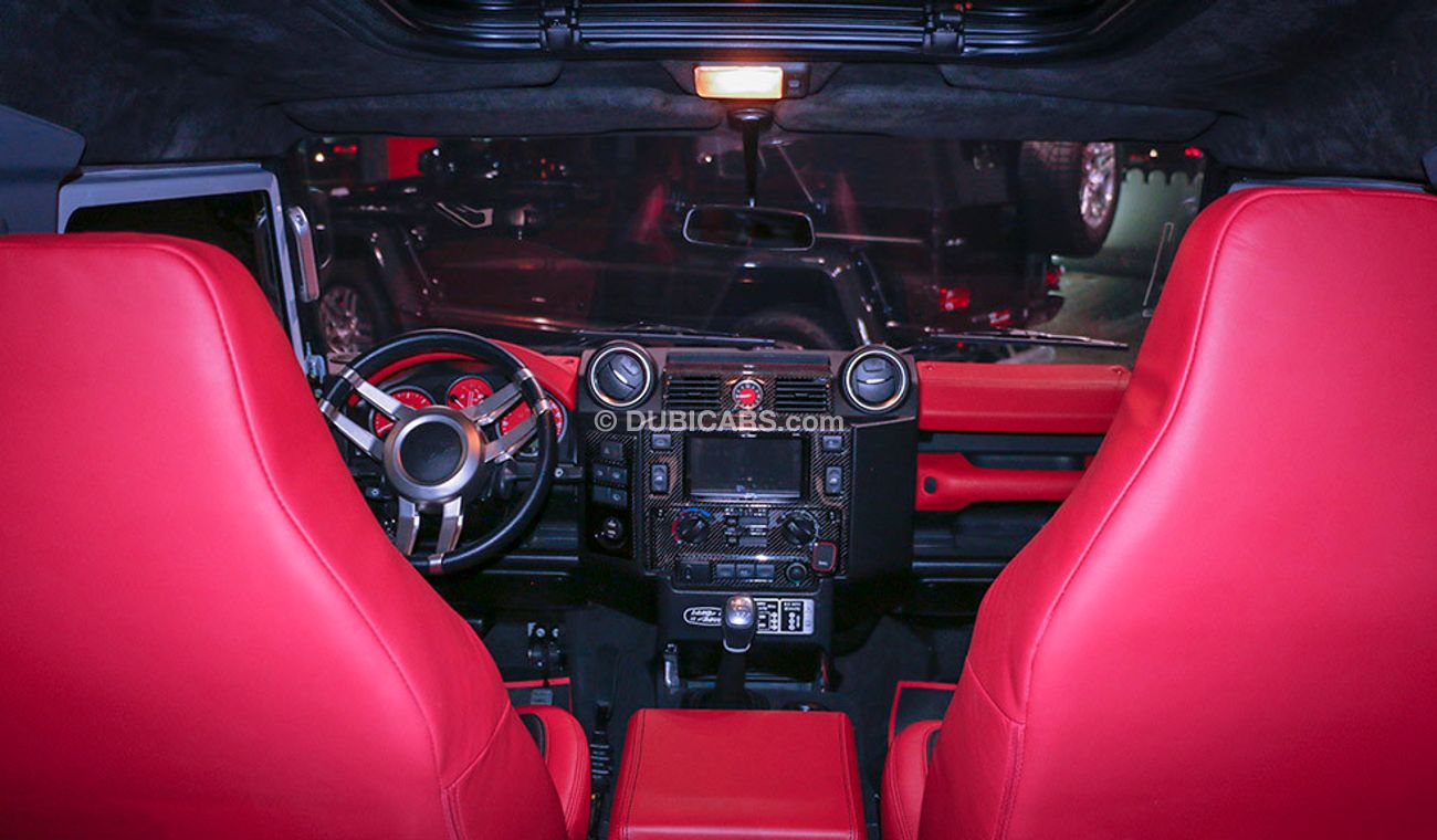 Land Rover Defender Urban Truck