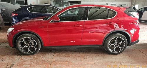 Alfa Romeo Stelvio SUPER 2.0