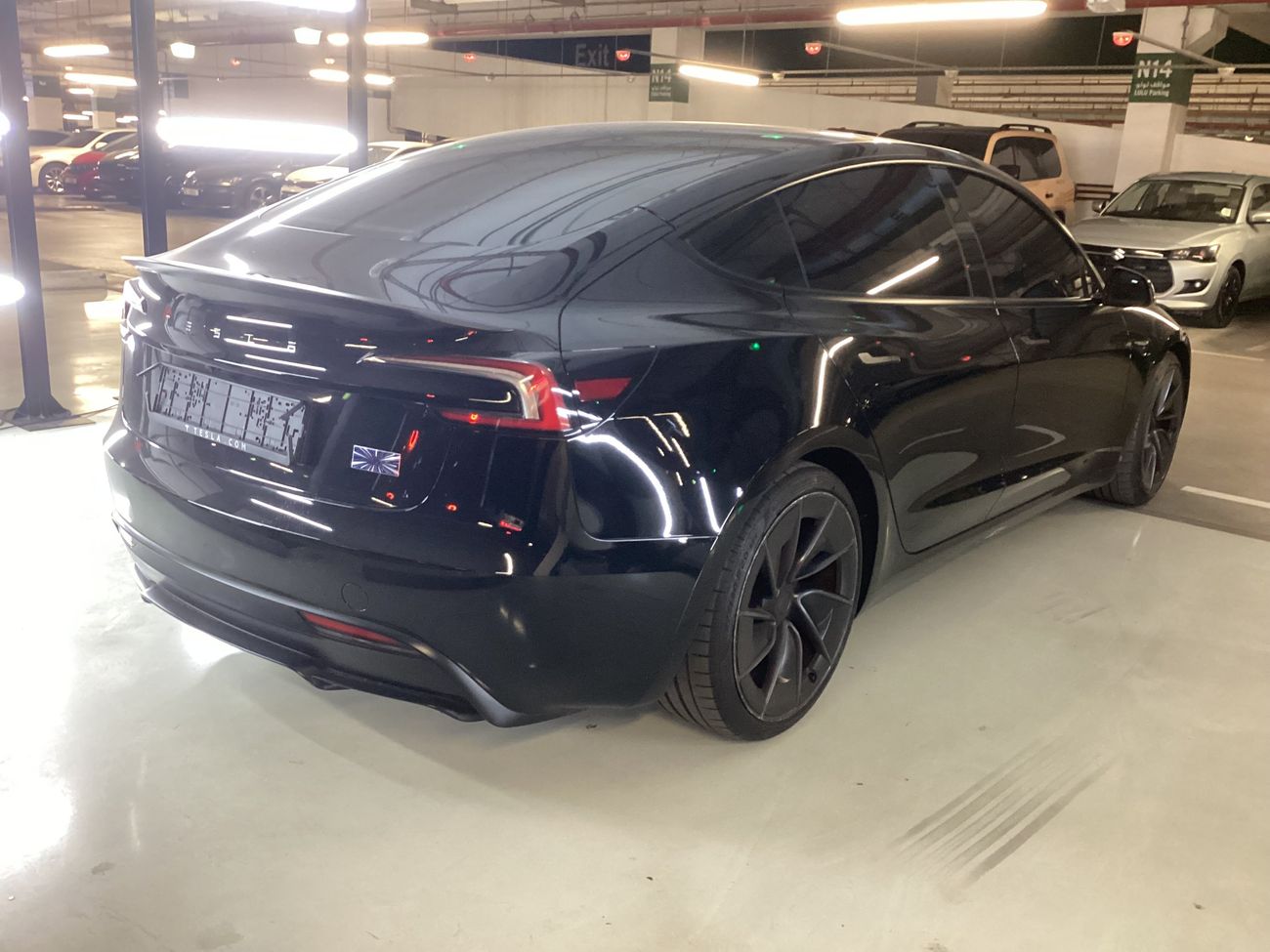 تسلا موديل 3 Performance (Dual Motor) | شامل الضمان | 0 ﺪﻔﻋﺓ ﺃﻮﻟﻯ