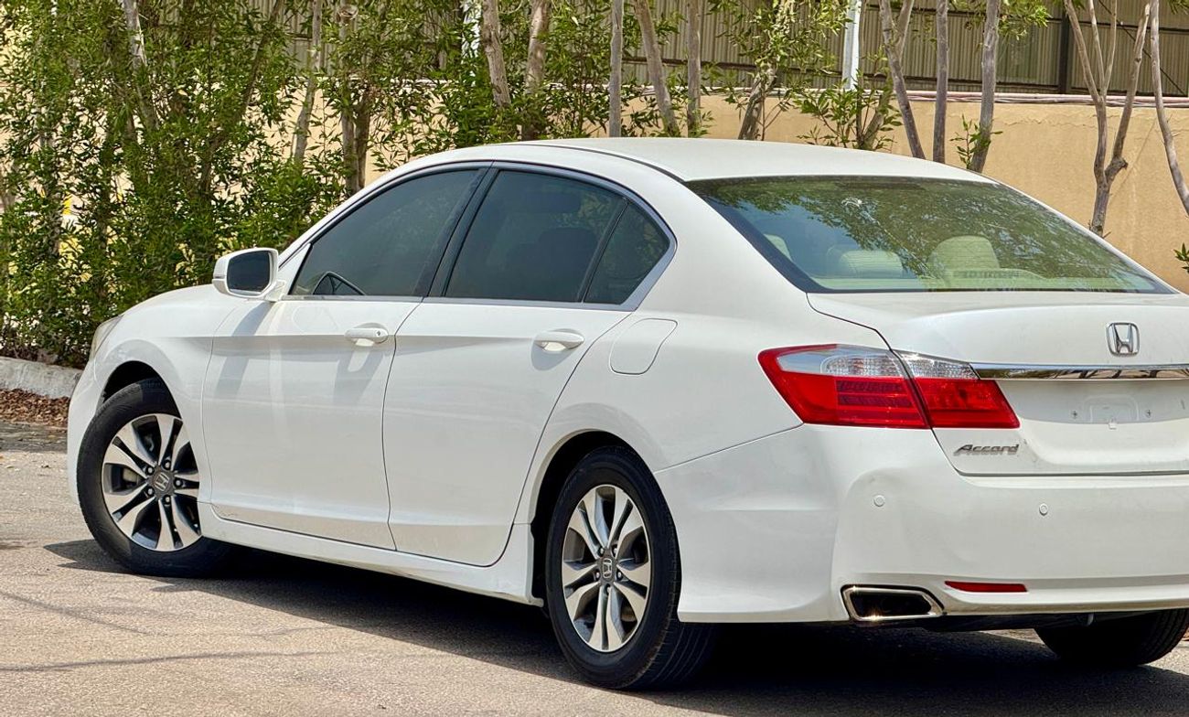 Honda Accord EX 2.4L 1100x24-Monthly l GCC l 2.4L, Cruise, Camera l Accident Free