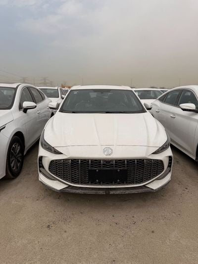 أم جي 5 MG5 1.5L Luxury Edition