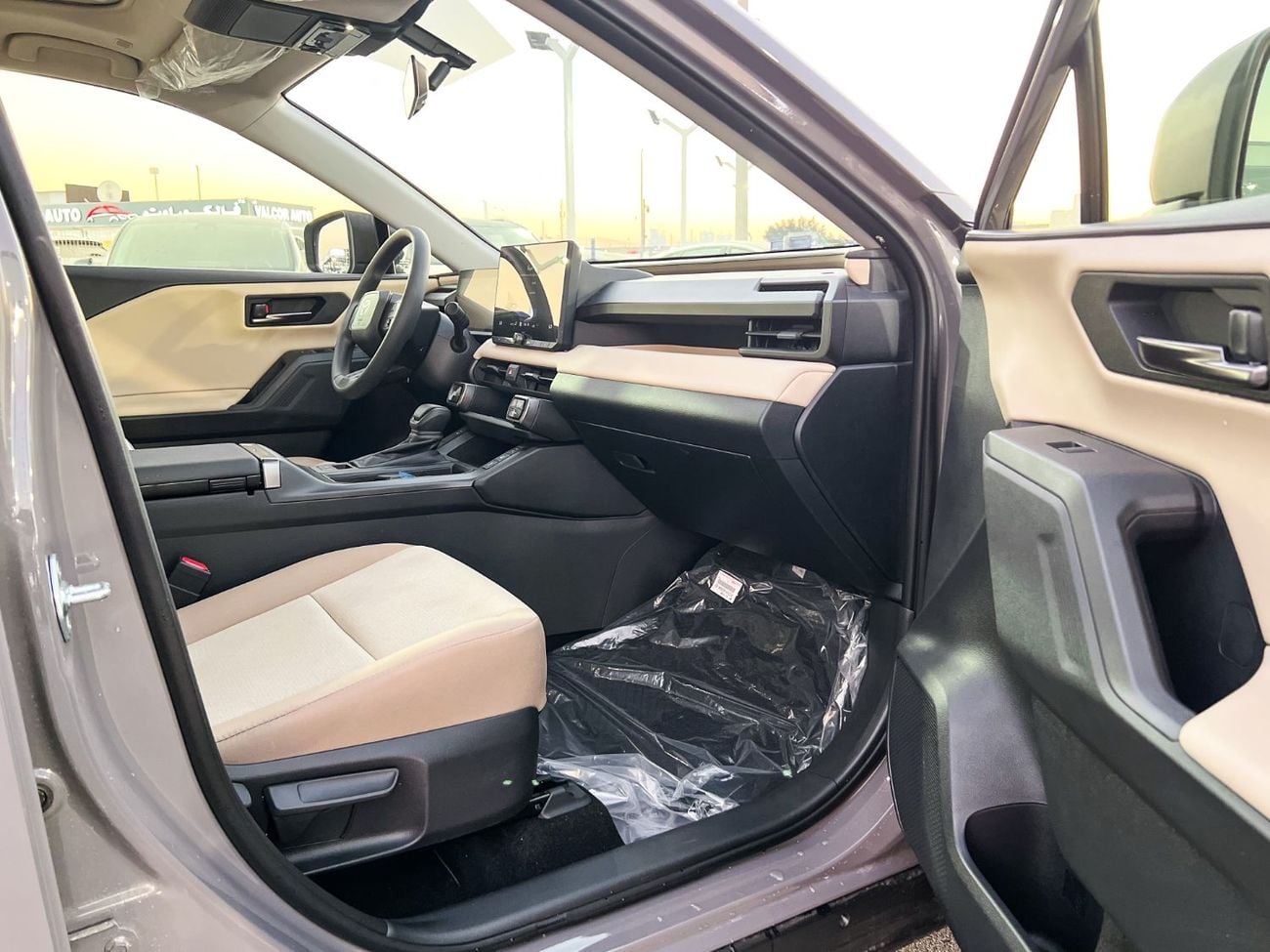 Toyota RAV4 EXPORT ONLY - Toyota Rav4 XLE - G 2.0L