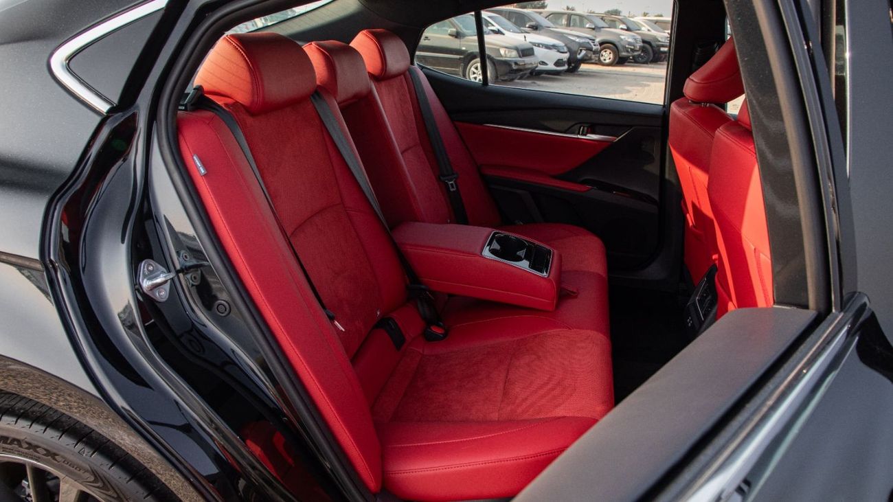 Toyota Camry HEV 2.0S Hybrid