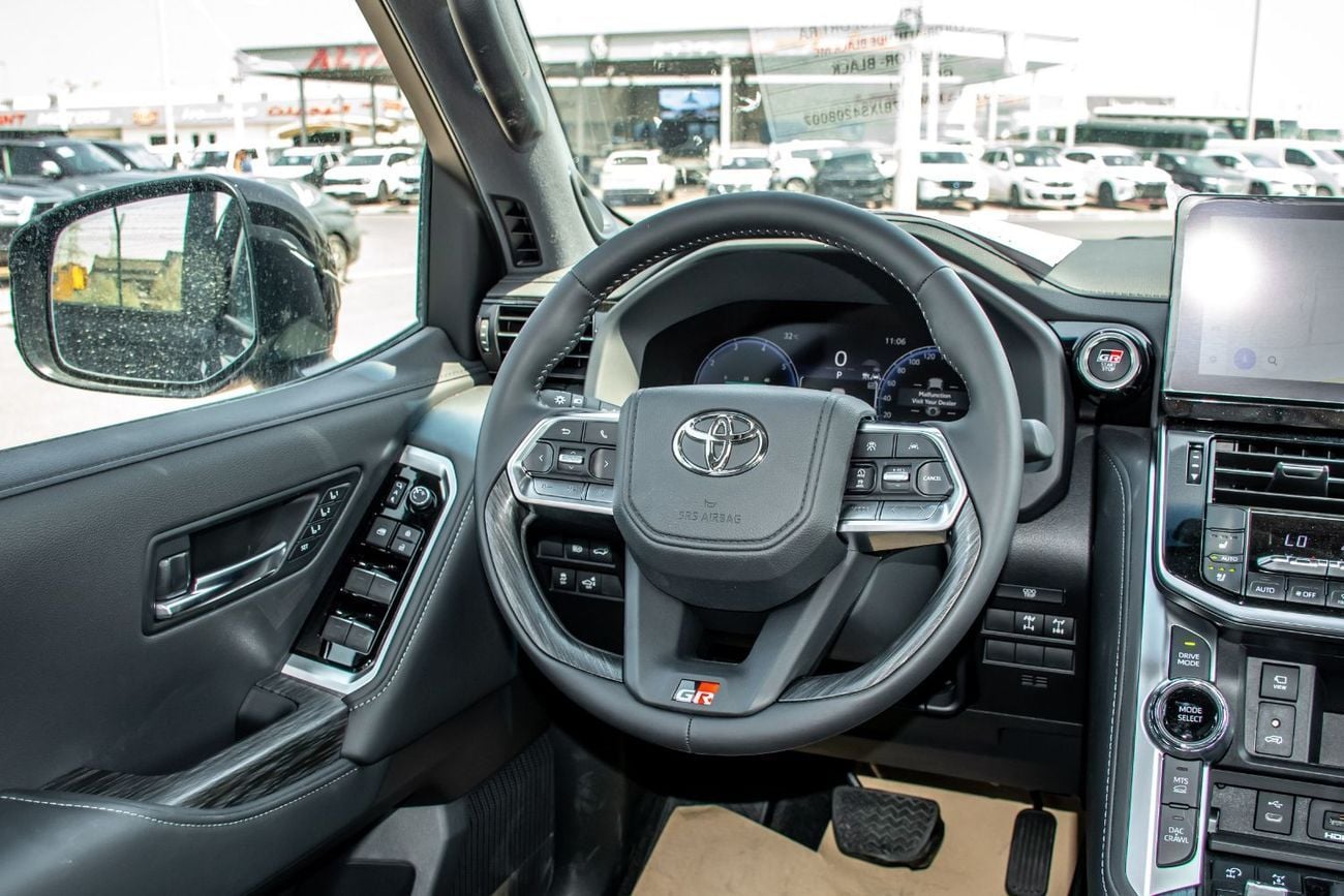 Toyota Land Cruiser GR-S 3.3L
