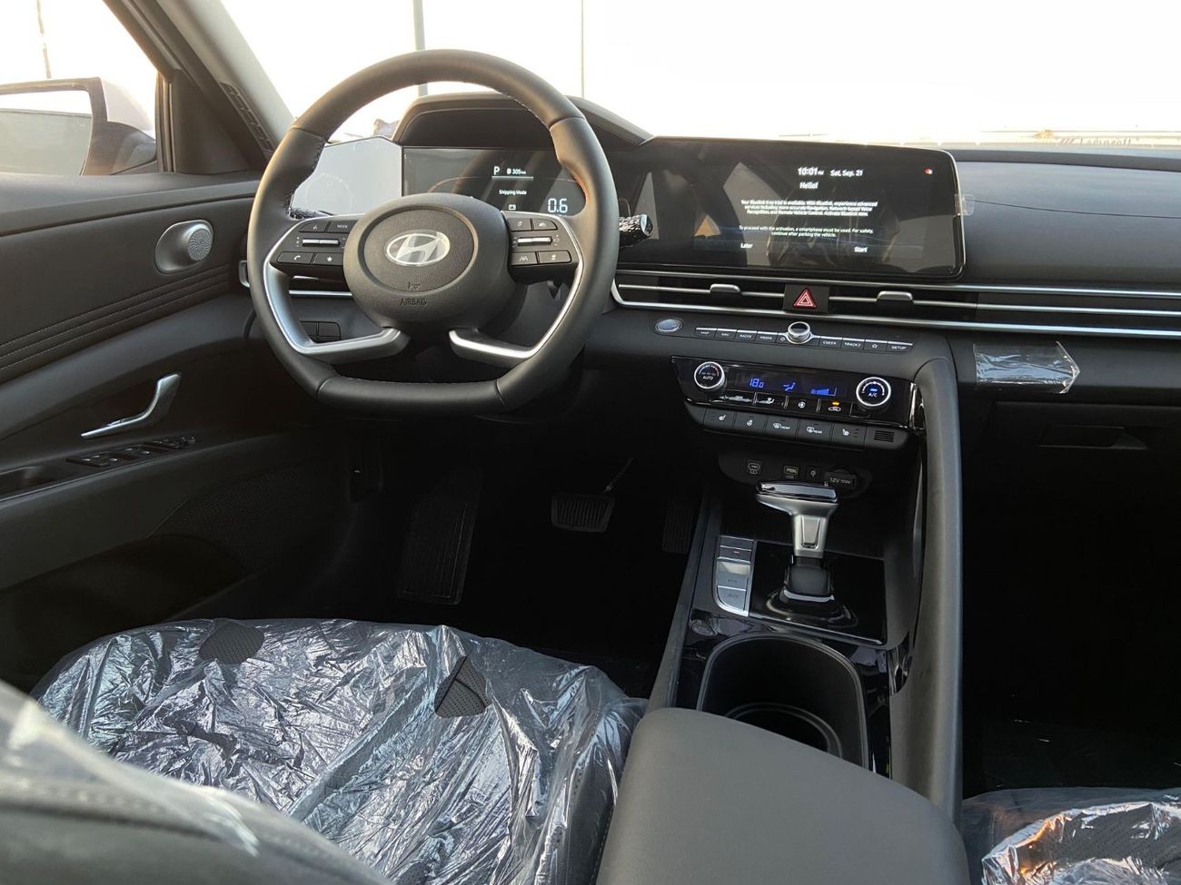 هيونداي إلانترا هيونداي النترا CN 7 LUXURY موديل: 2024 الممشي : 0  السعر : 77.000 درهم  مواصفات خليجية  فل اوبشن  4