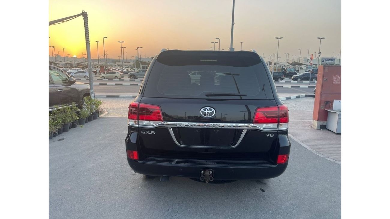 Toyota Land Cruiser 2016 Toyota Land Cruiser GXR (J200), 5dr SUV, 4.6L 8cyl Petrol, Automatic, Four Wheel Drive. clean c