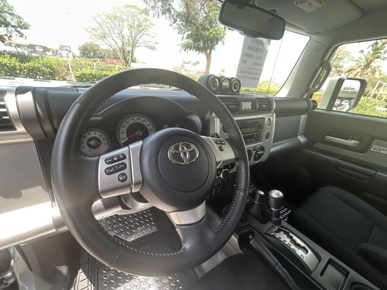 Toyota FJ Cruiser FJ1 Final Edition 4.0L 2022 GCC LOW MILEAGE SINGLE OWNER IN MINT CONDITION