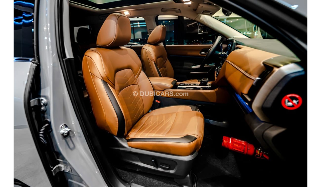 نيسان باثفايندر 2022 Nissan Pathfinder, 2028 Nissan Warranty, 2025 Nissan Service Contract, Low KMs, GCC