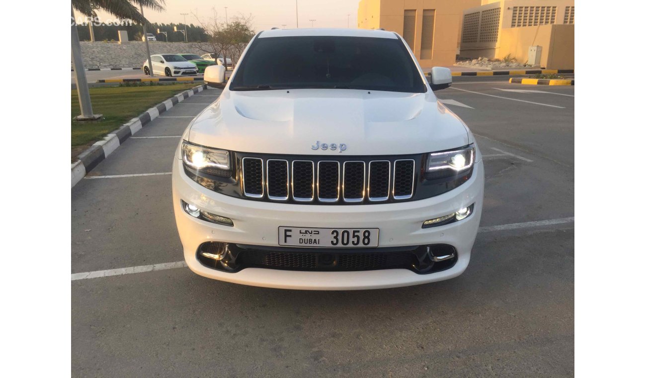 Jeep Grand Cherokee SRT