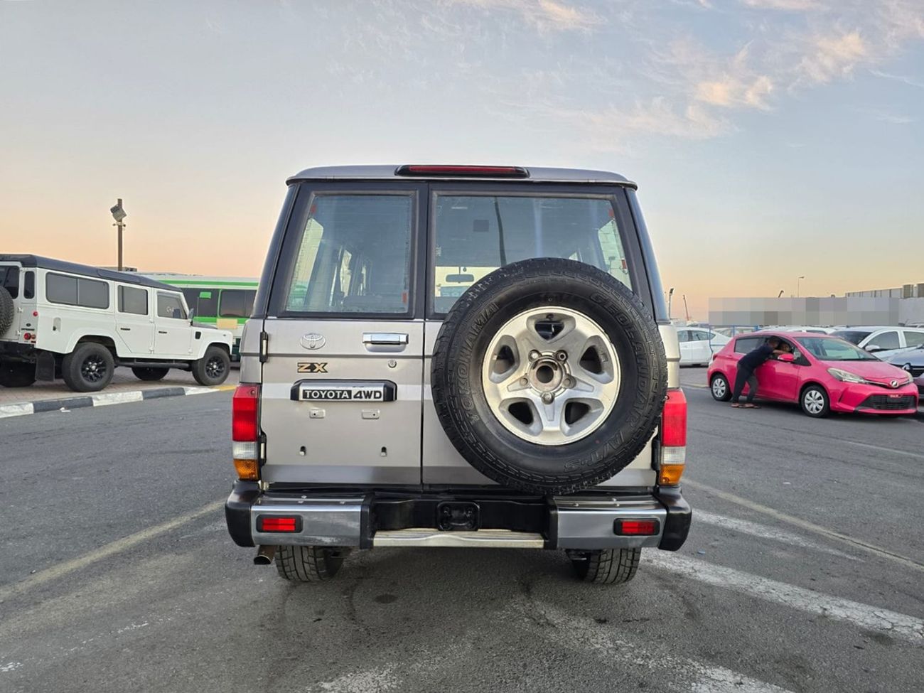 تويوتا لاند كروزر TOYOTA LAND CRUISER SUV RHD 2001 MODEL 4.1 L DIESEL MANUAL(PM03166)