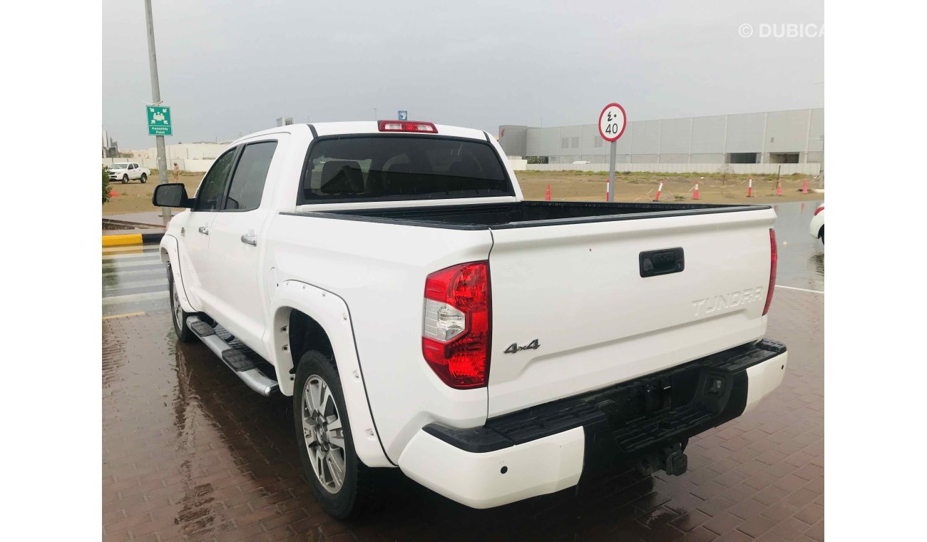 Toyota Tundra سياره نظيفه جدا بحاله ممتازه ضمان شاسيه جير ماكينه بيها قطعتين صبغ تجميلى