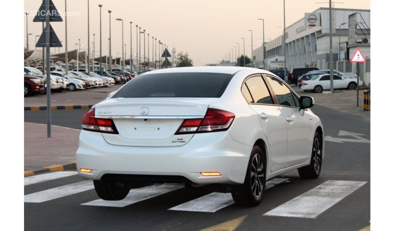 Honda Civic Honda Civic 2015 GCC in excellent condition, without paint, without accidents, very clean from insid