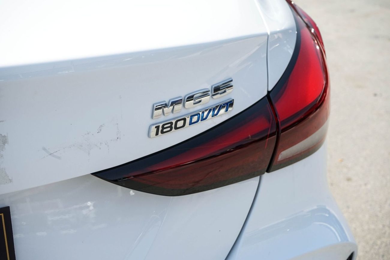 MG 5 NEW MG5 1.5L AUTOMATIC LUXURY MODEL 2025