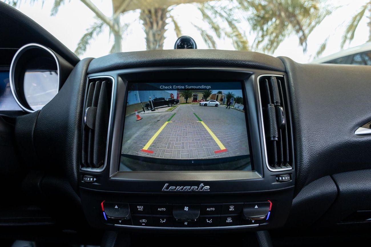 Maserati Levante Std 3.0L (345 HP)