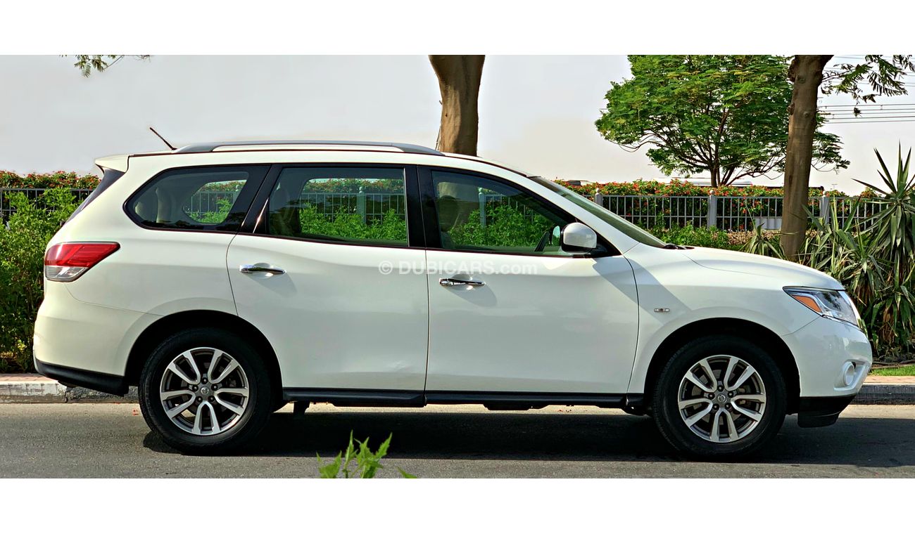 Nissan Pathfinder 2014 - V6 - TYPE 2 - EXCELLENT CONDITION - AGENCY MAINTAINED - WARRANTY