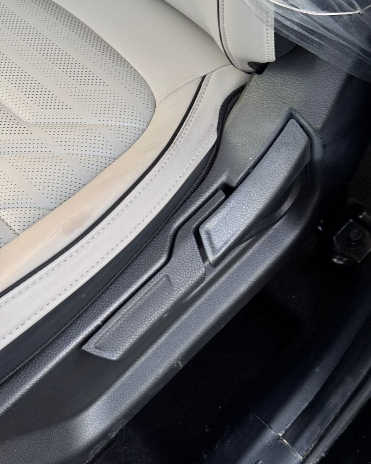 Kia Carens EX 1.5L - 2025 MODEL FULL OPTION