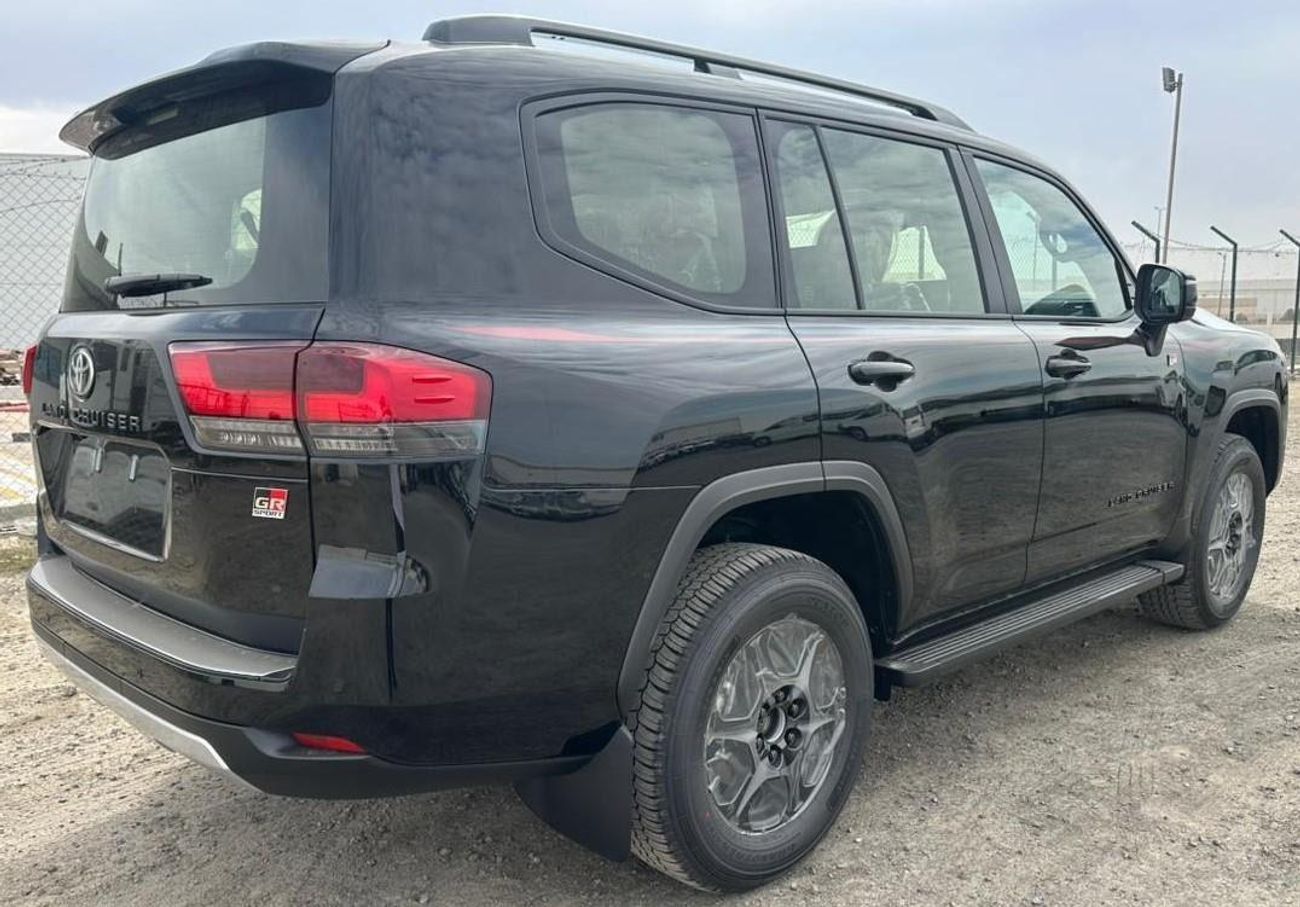 تويوتا لاند كروزر 2025 Toyota Land Cruiser LC300 GR-Sport (Full-Option with Radar) 3.5L V6 Twin Turbo Petrol A/T 4WD E