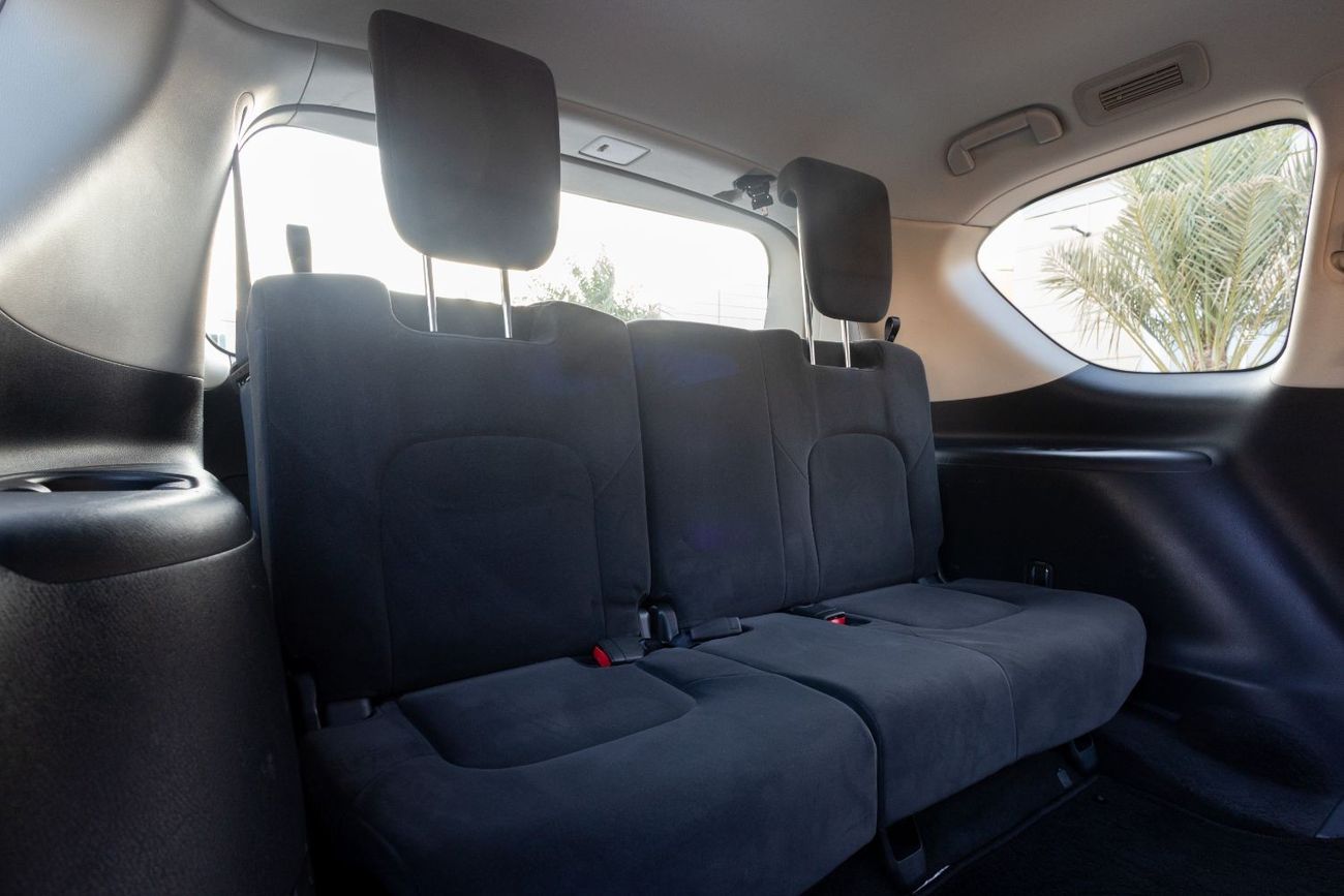 نيسان باترول XE 4.0L Nissan Patrol 2020 GCC under Warranty with Flexible Down-Payment.