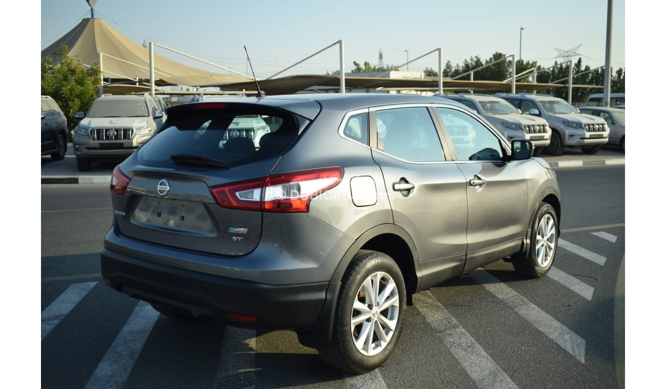 Nissan Qashqai 2016, Premium Condition, [Right-Hand Drive], 2.0L, AT.