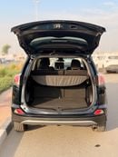 Toyota RAV4 XLE 2.5L / Sunroof, 4WD Full option