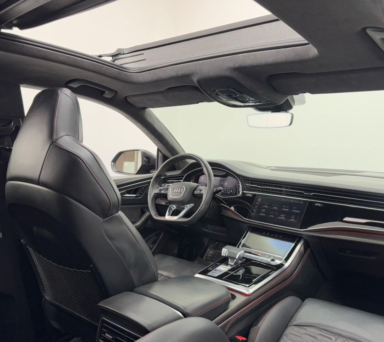 Audi RS Q8 TFSI quattro 4.0L 2020 Audi RSQ8 Quattro, Warranty, Audi Service Pack, Carbon Fiber Package, GCC