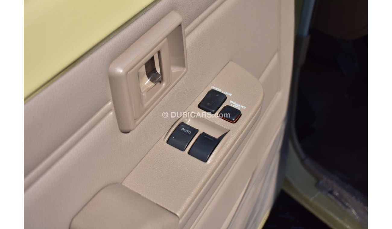 تويوتا لاند كروزر 70 V6 4.0L Petrol 4WD 7 Seater Manual Transmission - EURO 4