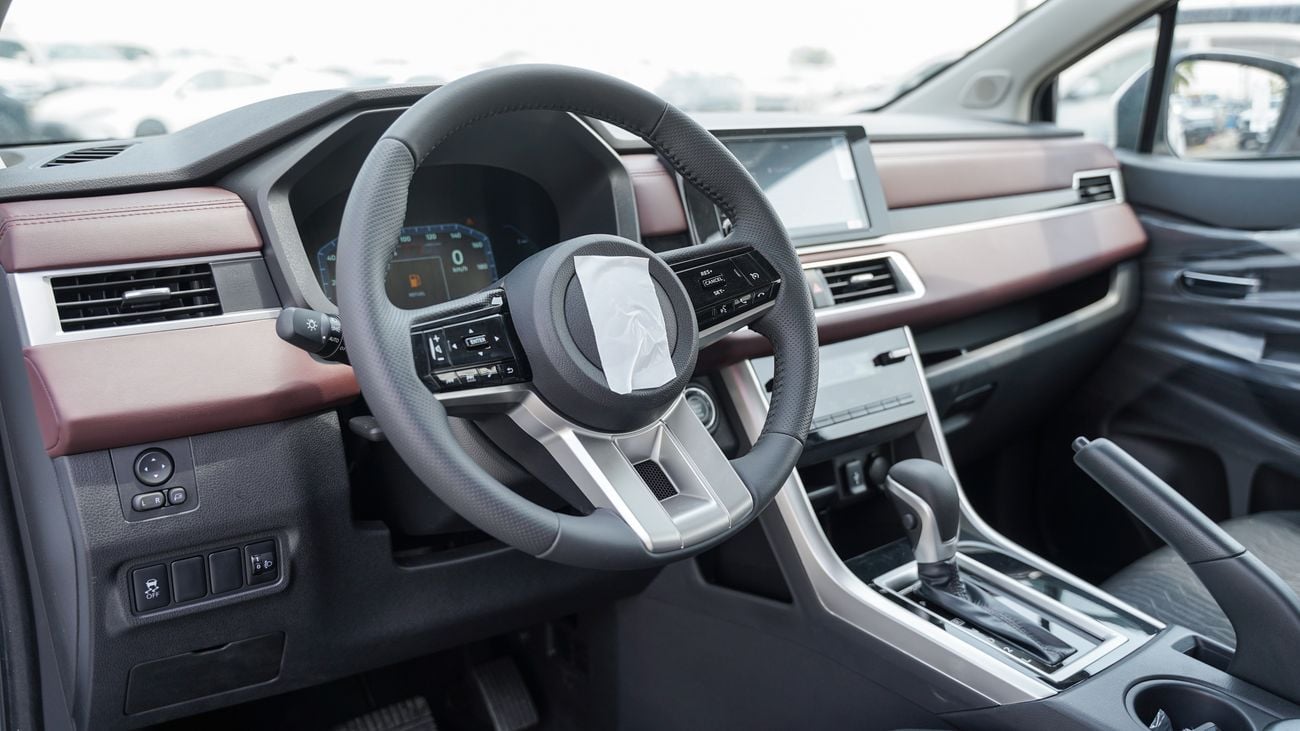 Mitsubishi Xpander Cross