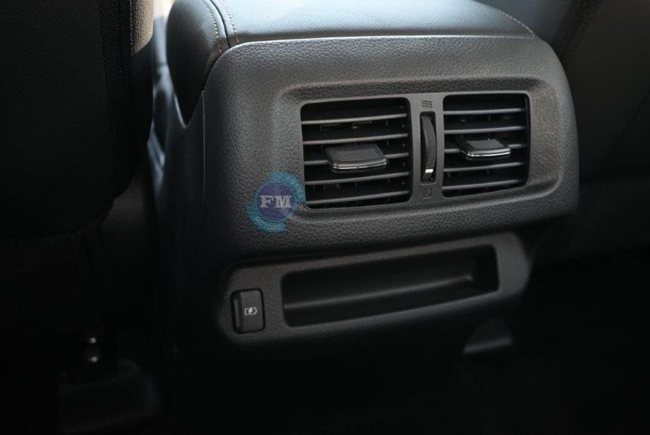 نيسان نافارا Double Cab LE 2.5L Petrol 4WD 5 Seater Manual