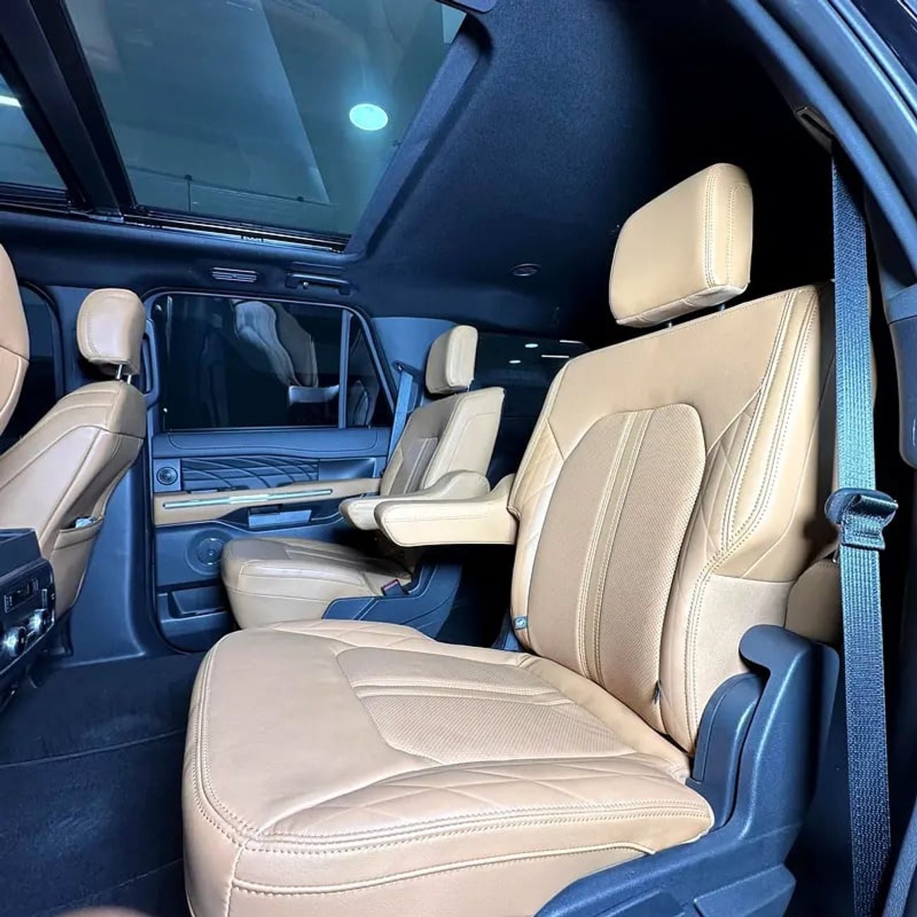 فورد إكسبيديشن Platinum 3.5L (400 HP) 4WD Platinum