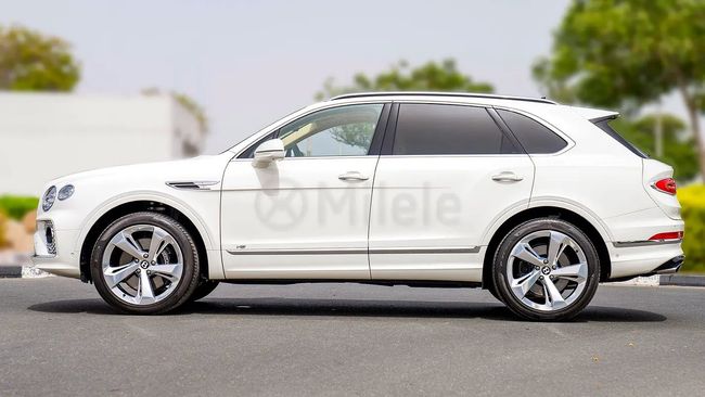 Bentley Bentayga 1-YEAR WARRANTY + SERVICE INCLUDED IN-HOUSE FINANCING 0% DOWNPAYMENT (BANK), миниатюра 24